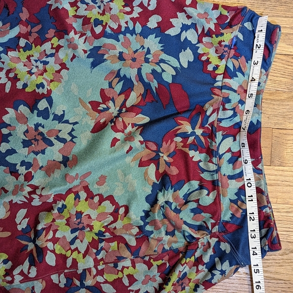 REI Northway Floral Womens SZ M A-line Skirt Stretch Red Blue Green - Picture 6 of 10